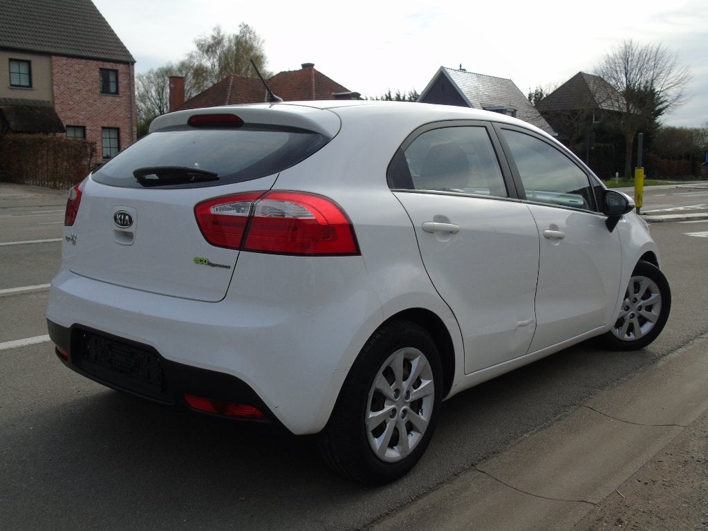 Kia Rio 1.2i Eco Benzine *2012* AIRCO*EXPORT, Autos, Kia, Euro 5, Achat, 63 kW, Entreprise