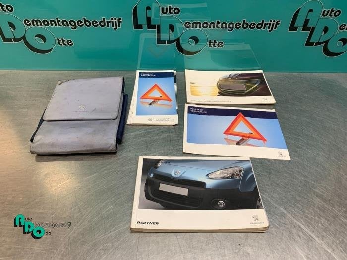 Livret d'instructions d'un Peugeot Partner (Partner 08-), -, 3 mois de garantie, Utilisé, -