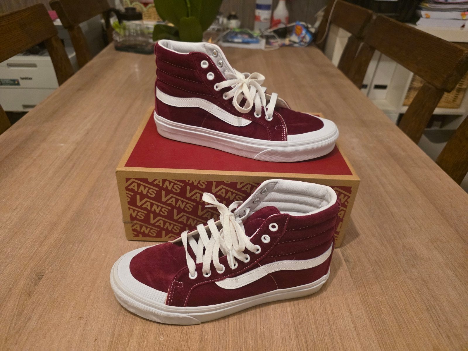 Vans, Sk8-Hi bordeaux, maat 40, Vêtements | Femmes, Sneakers et Baskets, Vans, Envoi, Neuf