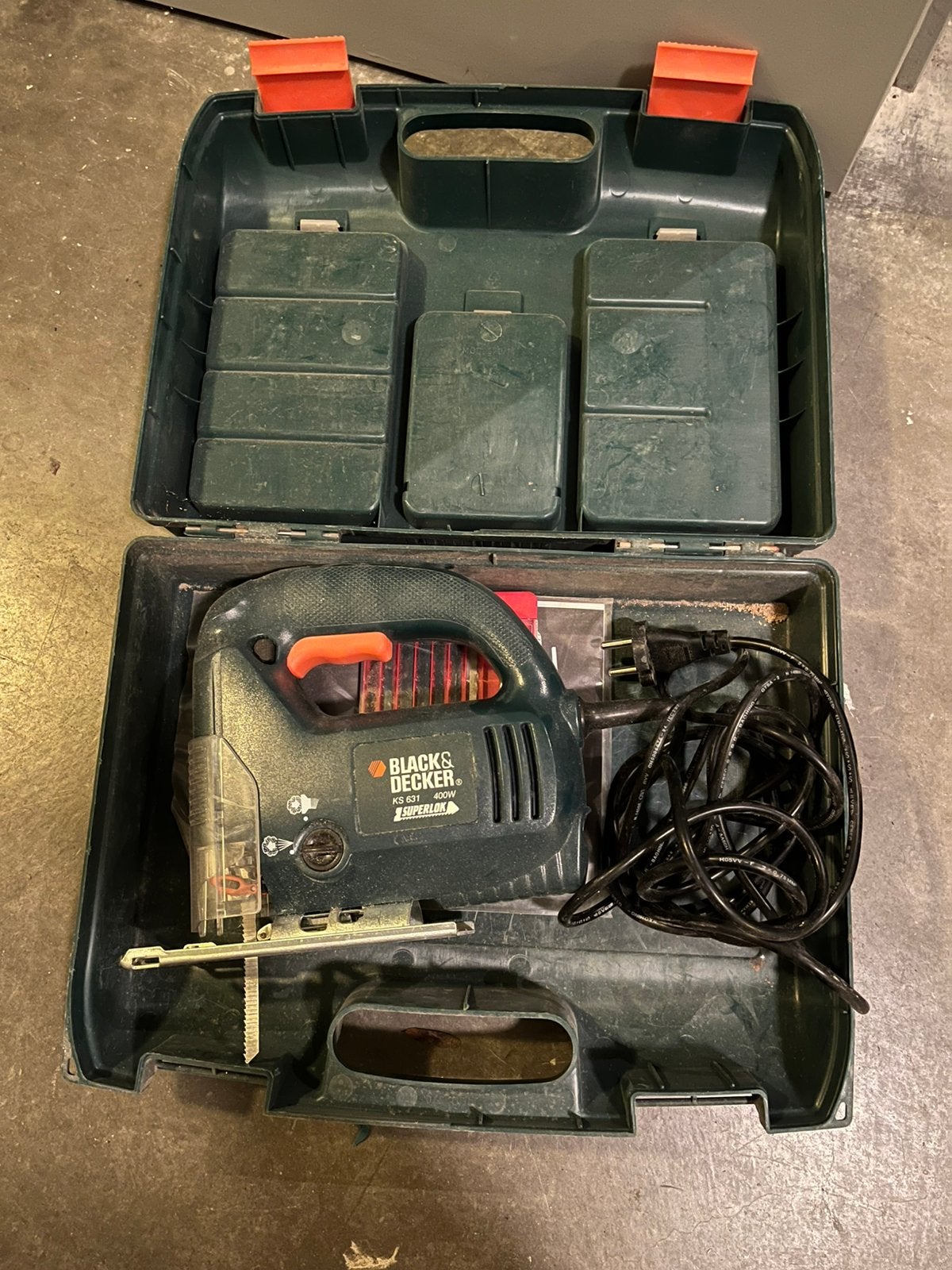 Black & Decker KS631 400W, Ophalen, Gebruikt, Minder dan 600 watt, Decoupeerzaag