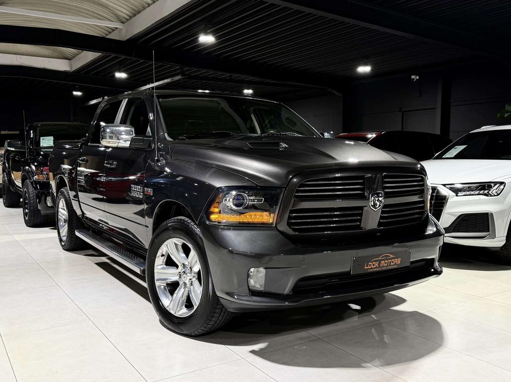 Dodge Ram 1500 SPORT 5.7 HEMI 401CV LPG GPS CUIR TVAC, Autos, Cuir, Achat, 4 portes, Noir