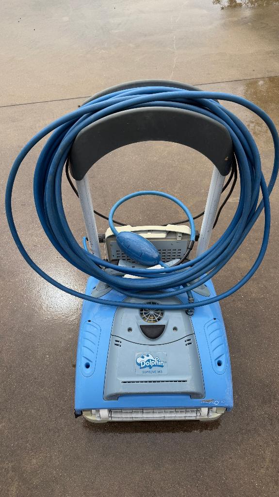 Robot piscine Dolphin Supreme M3, Enlèvement, Utilisé, Autres types