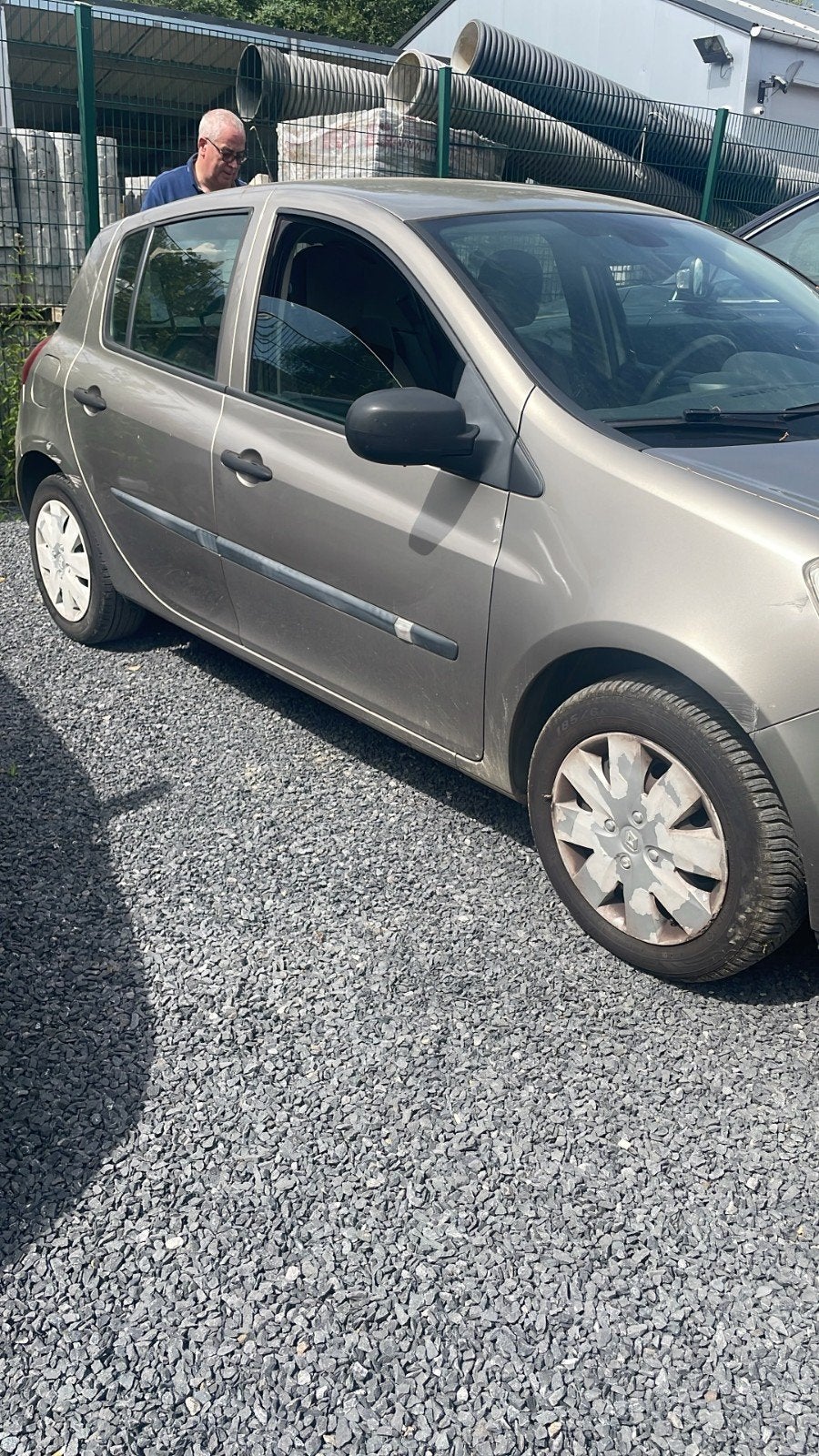 Renault clio 1.5 dci diesel 2011.  210000 km tres propre, Auto's, Voorwielaandrijving, Euro 5, 4 cilinders, Elektrische ramen