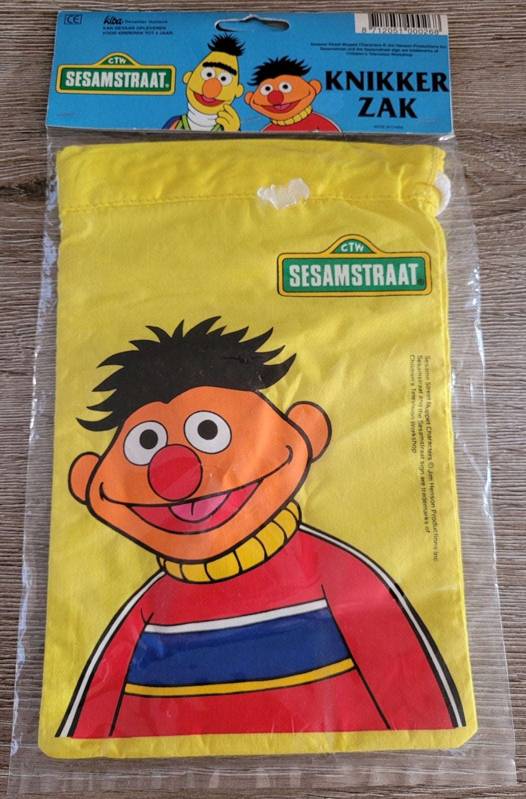 Sesamstraat - Ernie: knikkerzak/ stoffen zakje (nieuw!), Verzamelen, Ophalen of Verzenden, Nieuw, Tv, Gebruiksvoorwerp