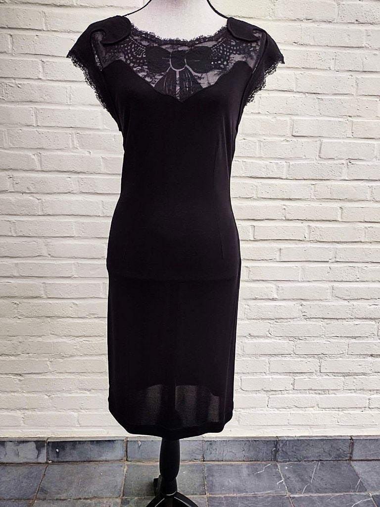 Robe midi en dentelle noire Class Roberto Cavalli, it 44, Taille 38/40 (M), Robe de cocktail, Comme neuf, Roberto Cavalli