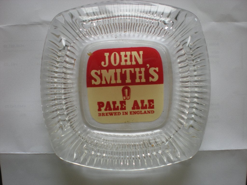John Smith's Pale ale  Cendrier en verre, Enlèvement ou Envoi, Comme neuf, Autres types