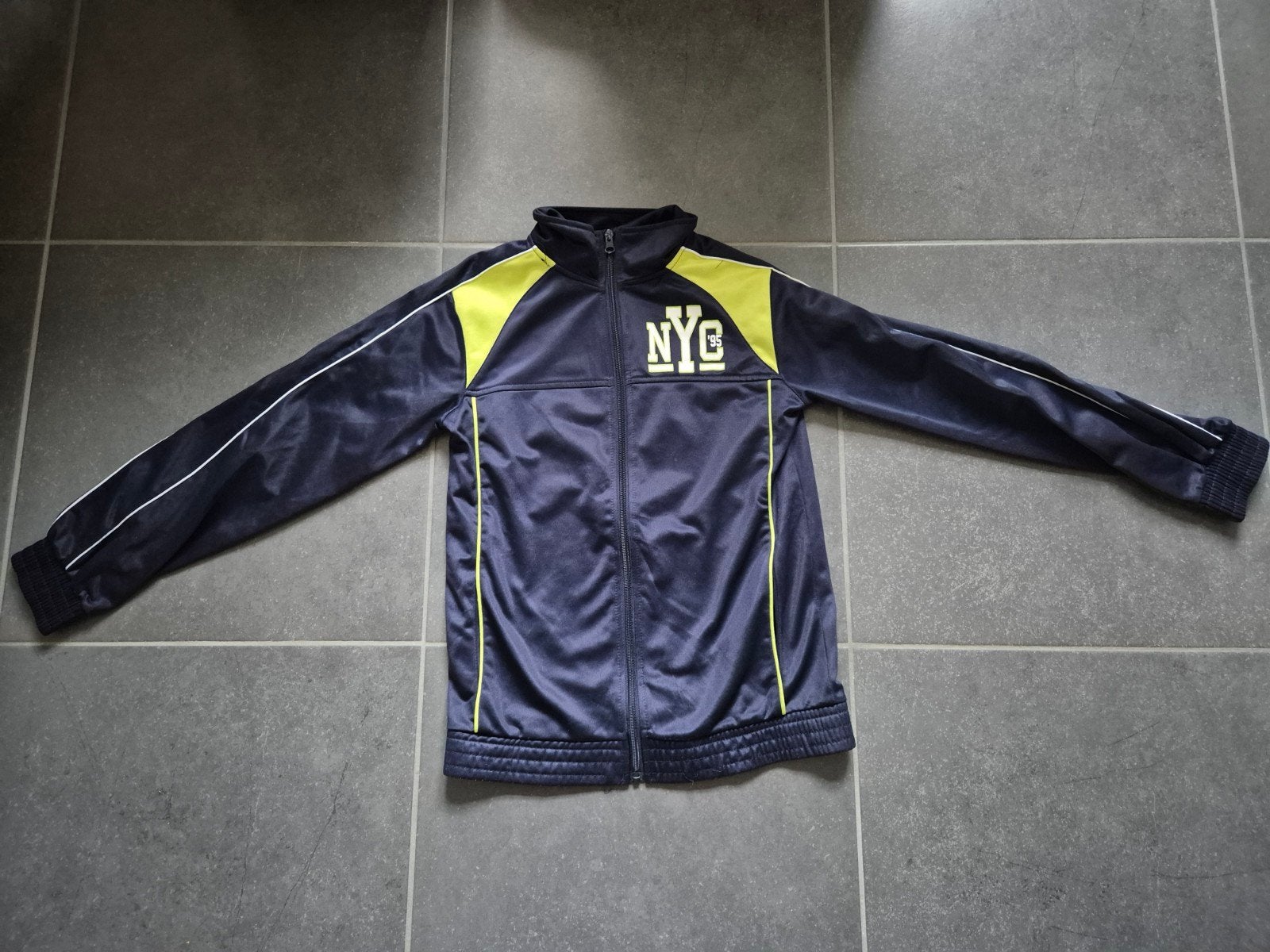 donkerblauwe trainingsvest- maat 158-164, Kinderen en Baby's, Ophalen, Zo goed als nieuw, Jongen of Meisje, Trui of Vest