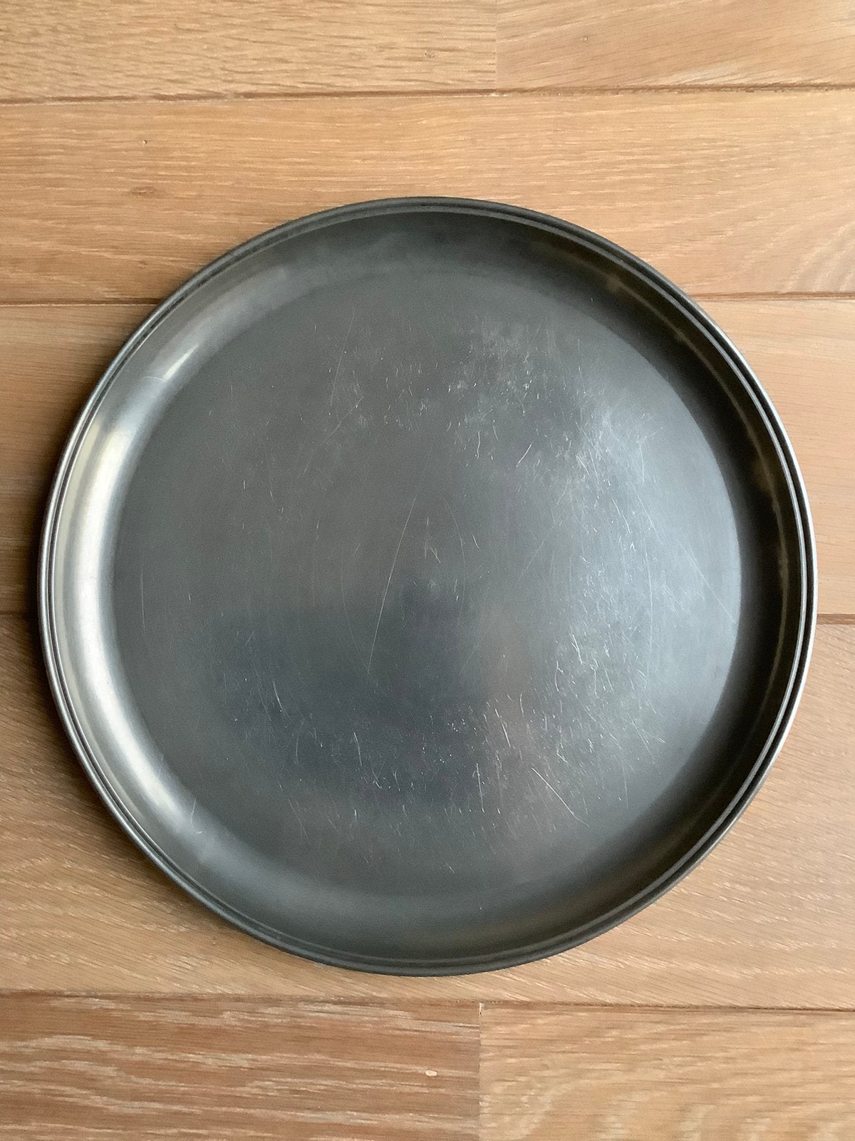 Tinnen dienblad. SKS-Design Zinn., Enlèvement ou Envoi, Utilisé, Rond, Plateau