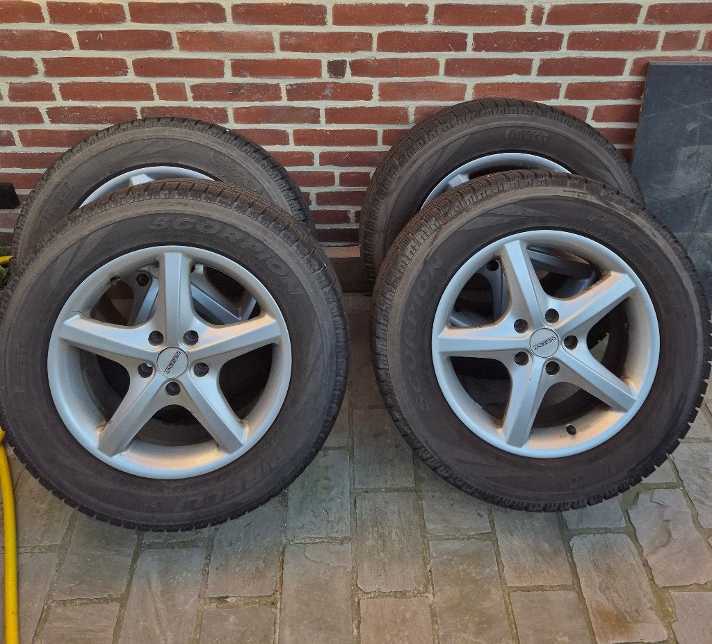 Winterbanden met 17inch aluminium velg, Auto-onderdelen, Ophalen, Gebruikt, 17 inch, Winterbanden