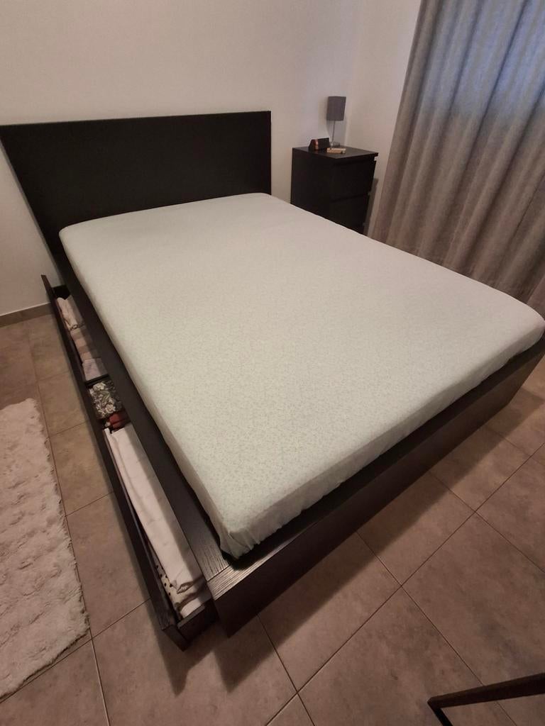 Bed + matras 1m40/2m, Huis en Inrichting, Slaapkamer | Boxsprings, Ophalen, Zwart, 140 cm, 200 cm