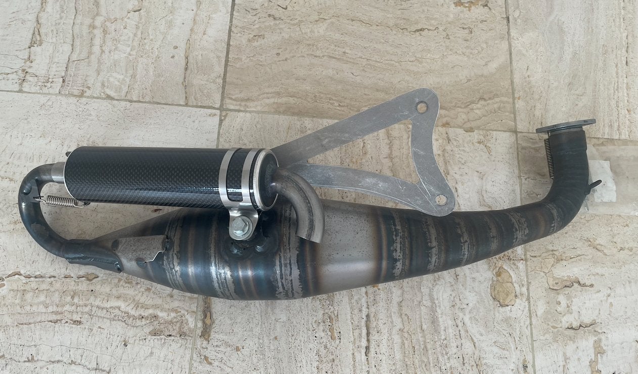 Yasuni C40 Aerox Nitro Minarelli Hor, Ophalen of Verzenden, Zo goed als nieuw