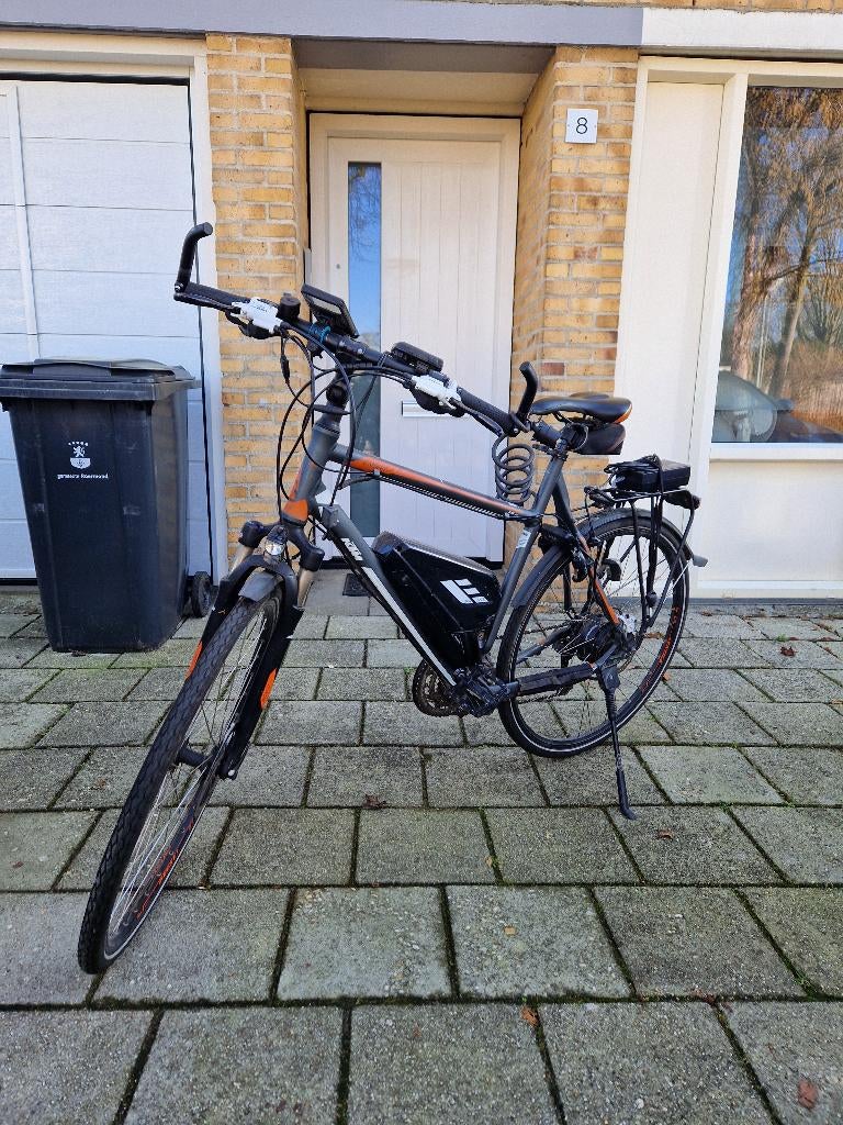 Electrische fiets ktm E-Street, Fietsen en Brommers, Ophalen, Zo goed als nieuw, 30 tot 50 km per accu, Overige merken