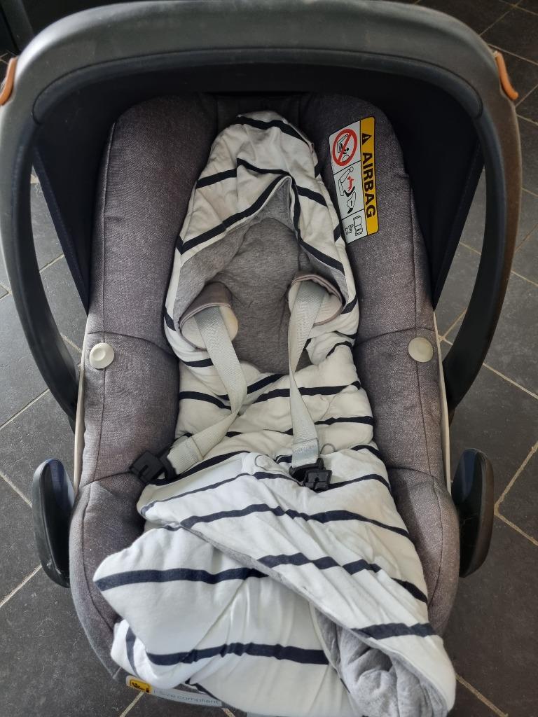Maxi cosi pebble plus, Comme neuf, Enlèvement, Ceinture de sécurité ou Isofix, Dossier réglable