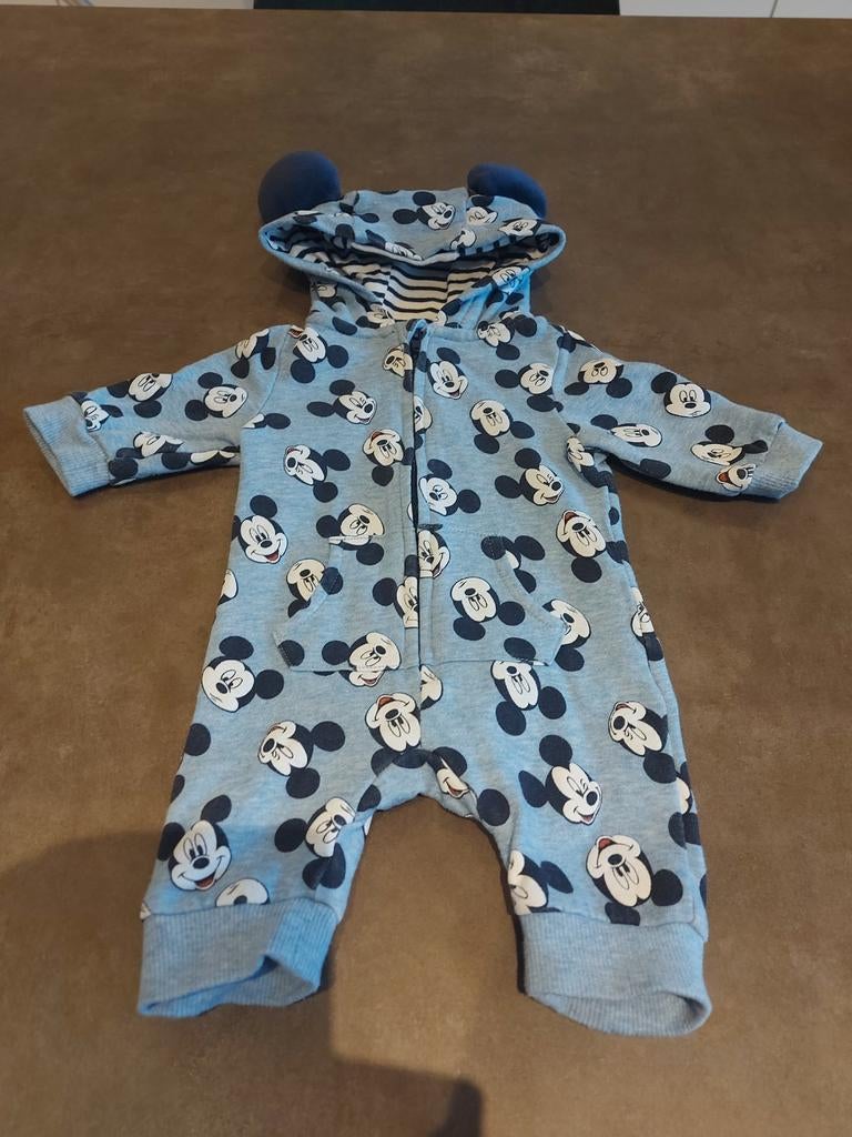 Kruippakje disney baby C&A maat 56, Kinderen en Baby's, Babykleding | Maat 56, C&A, Ophalen of Verzenden, Zo goed als nieuw, Pakje