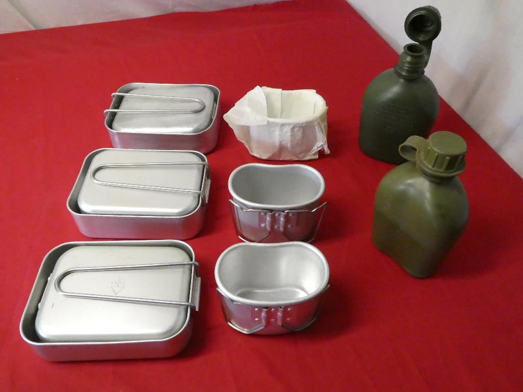 ABL Gamelles + quart + gourde - armée belge, Collections, Objets militaires | Général, Armée de terre, Enlèvement ou Envoi