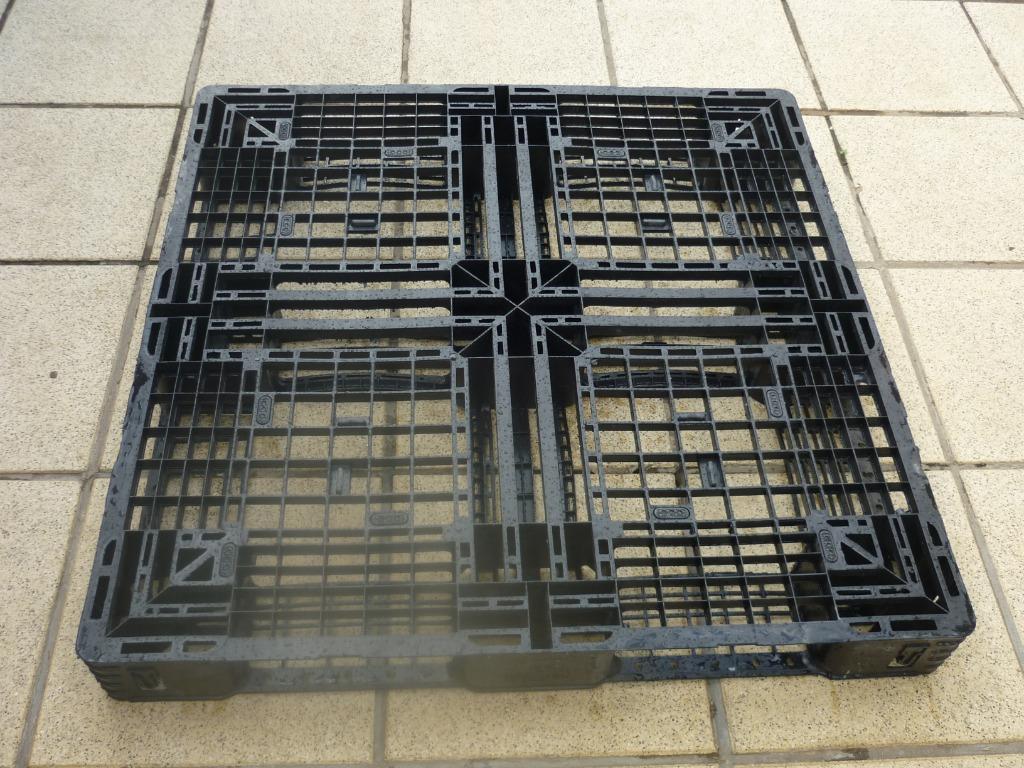 kunststof pallet, Bricolage & Construction, Comme neuf, Enlèvement, 60 cm ou plus, 100 cm ou plus