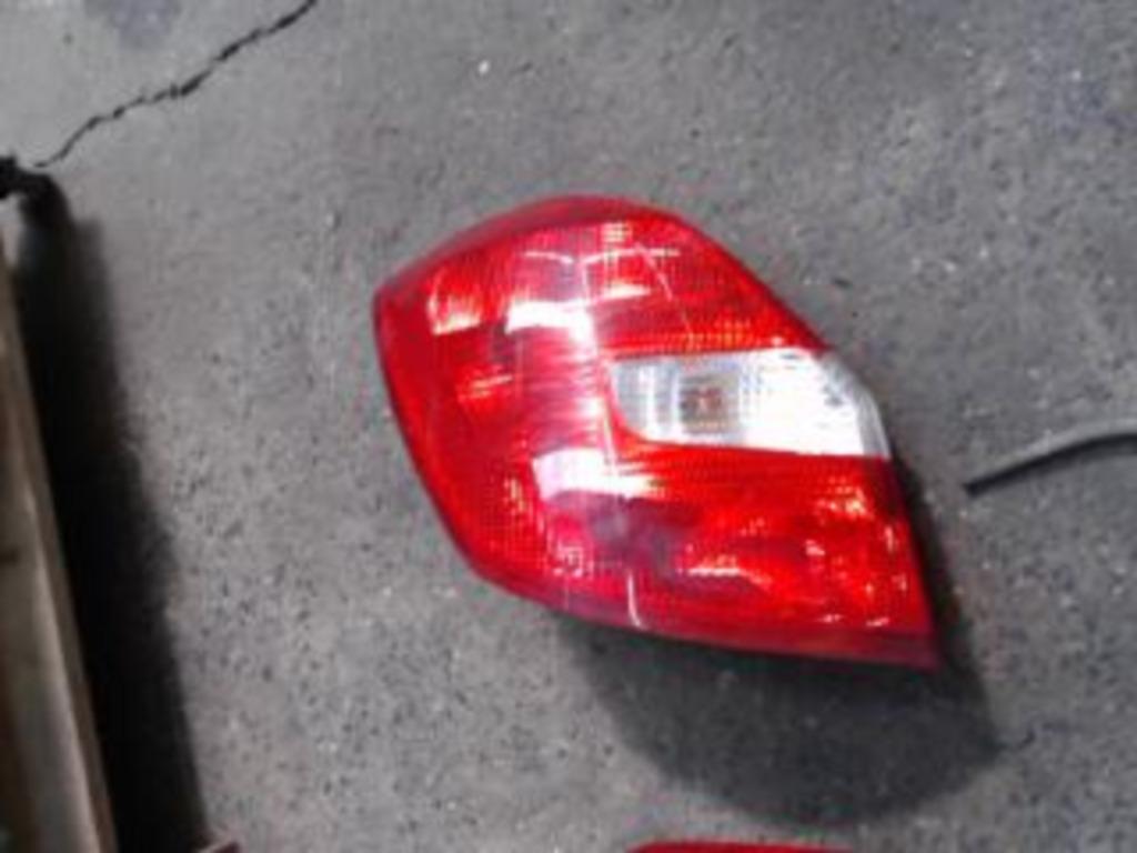 Feu arrière gauche Skoda Fabia 2 2007-2010 LP/14294, Ophalen, Gebruikt, Skoda