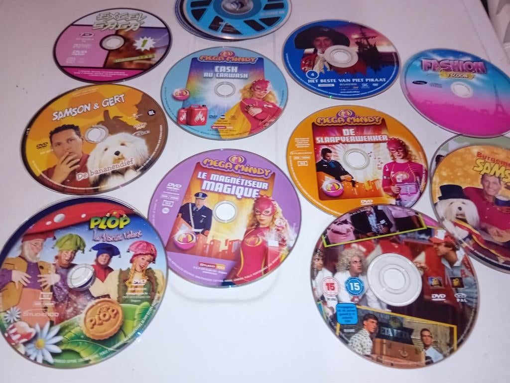 lotje van 17 dvd's kinder series, Alle leeftijden, Ophalen of Verzenden, Zo goed als nieuw, Overige genres