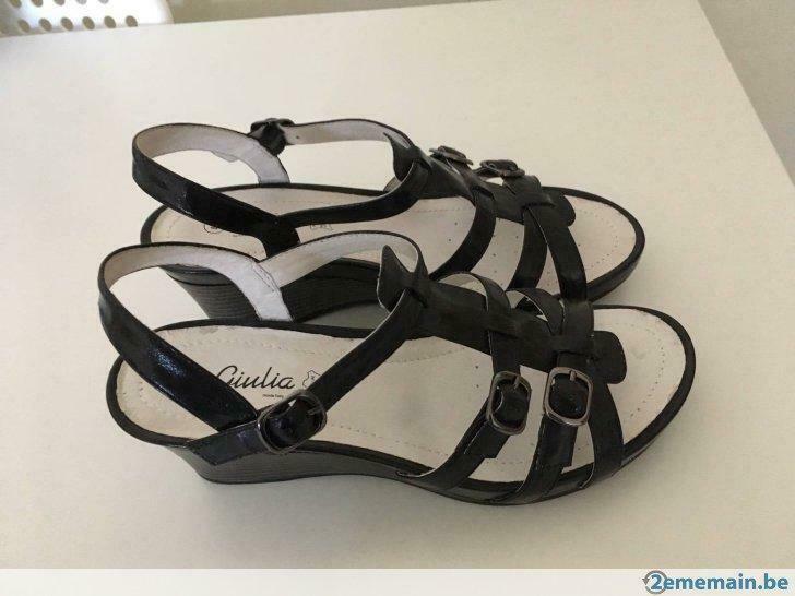 Sandales neuves pointure 41, Vêtements | Femmes, Chaussures, Enlèvement ou Envoi, Neuf, Noir, Bottes de neige