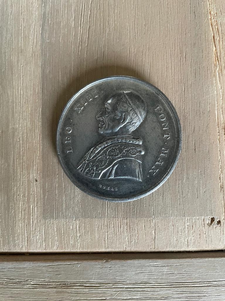 medaille Paus Leo XIII, Postzegels en Munten, Verzenden, Overige materialen