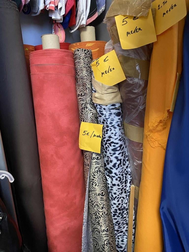 Rollen stof aan outletprijs, Hobby en Vrije tijd, Stoffen en Lappen, Nieuw, Ophalen