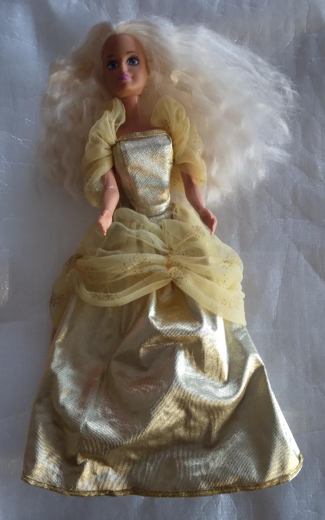 Sindy - Robe dorée/Gouden jurk (vintage), Enlèvement, Utilisé, Barbie