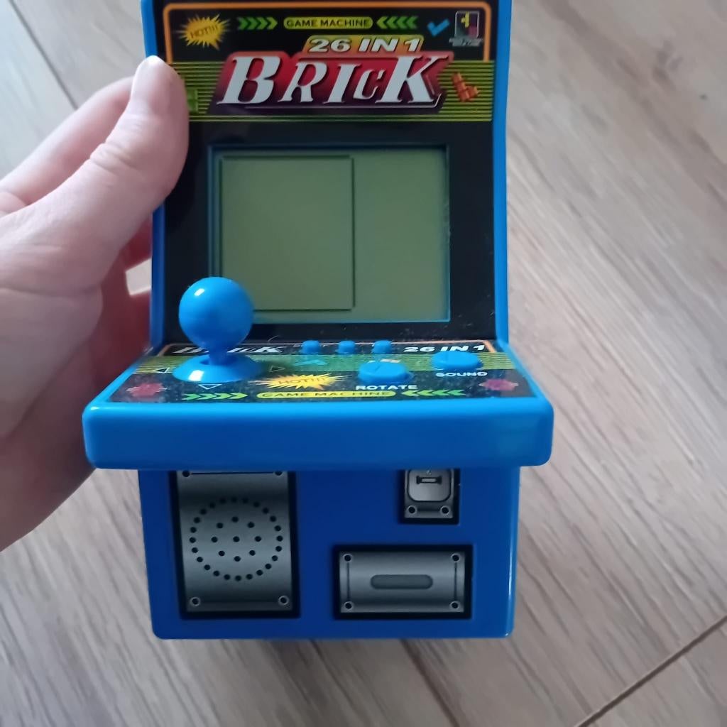 Brick, Ophalen of Verzenden, Zo goed als nieuw