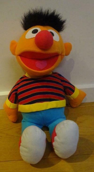 Knuffel Ernie Sesam Straat 45 cm, Kinderen en Baby's, Speelgoed | Knuffels en Pluche, Ophalen of Verzenden, Gebruikt
