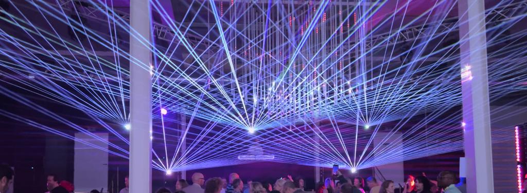 4x Laser RGB 2x 6W & 2x 4W 40Kpps, Ilda & DMX + koffer, Ophalen, Zo goed als nieuw, Laser, Kleur