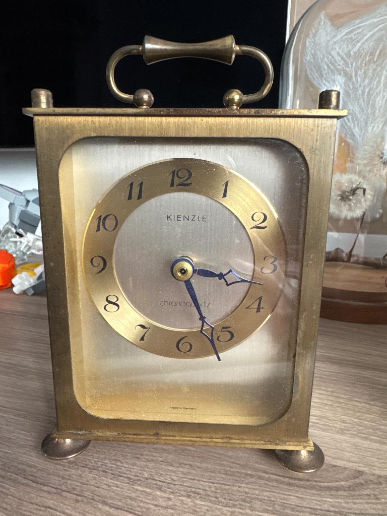 Vintage klok, Huis en Inrichting, Ophalen, Gebruikt, Analoog, Wekker of Tafelklok