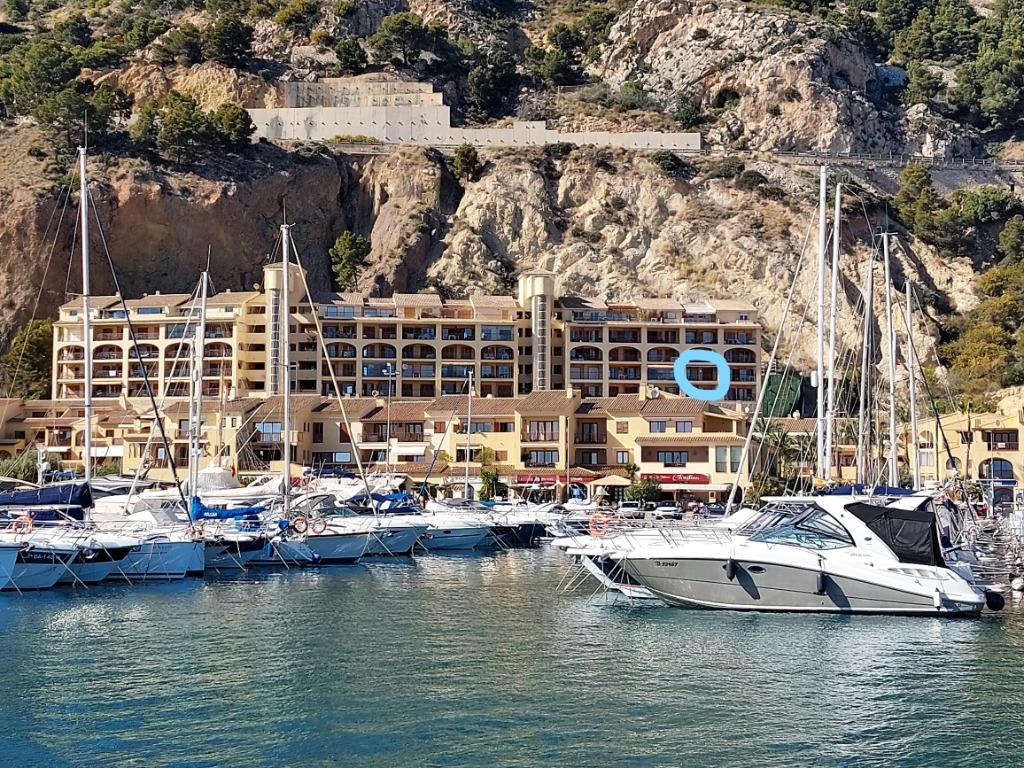 te huur mooi appartement jachthaven Campomanes Altea, Vakantie, 2 slaapkamers, Costa Blanca, Wasmachine, Appartement