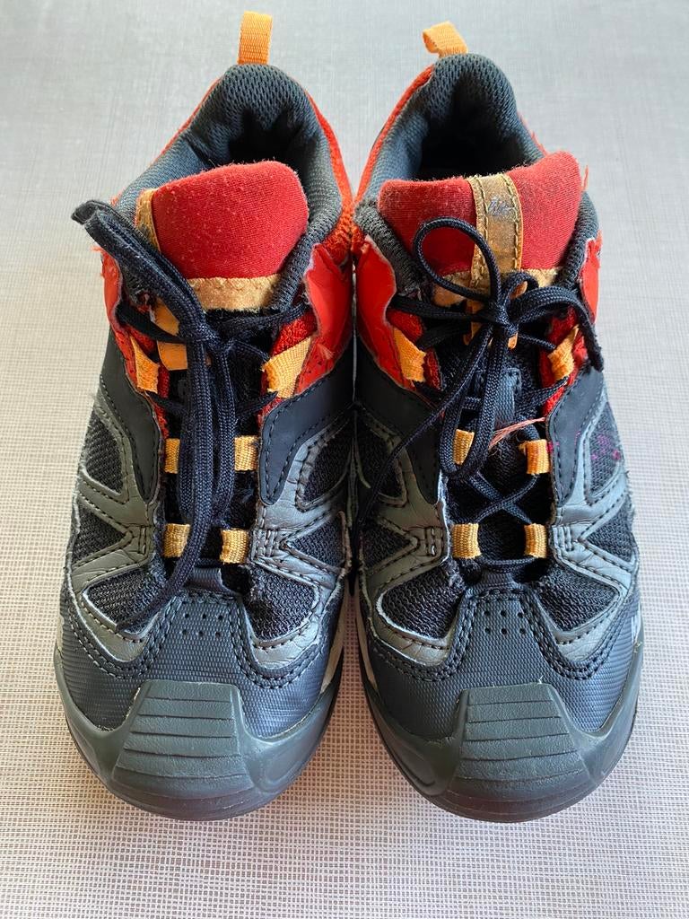 Stevige waterdichte wandelschoenen maat 35 Quechua, Gebruikt, Quechua, Jongen of Meisje, Schoenen