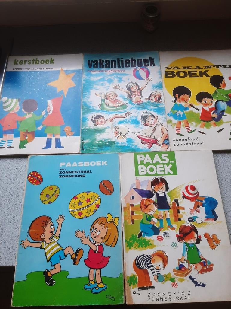 5 seizoensboeken Zonnekind/Zonnestraal jaren 70-80, Ophalen of Verzenden, Gelezen