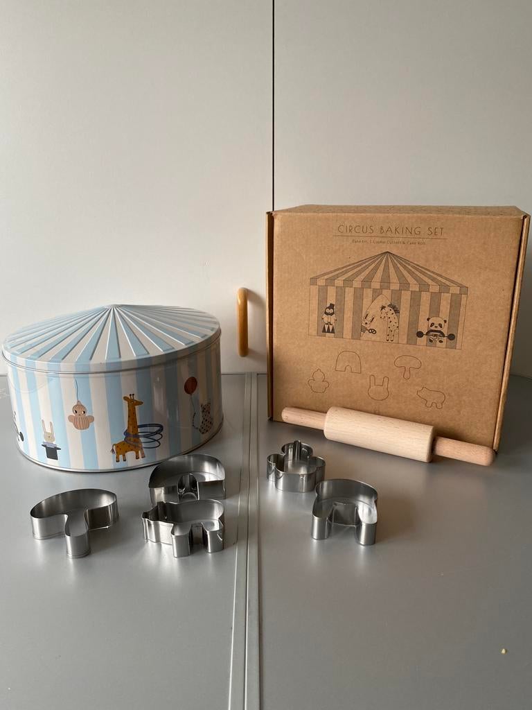 🍄 NIEUWE Kinderbakset . “ Yoyo Nini Kindercircus “, Ophalen of Verzenden, Nieuw