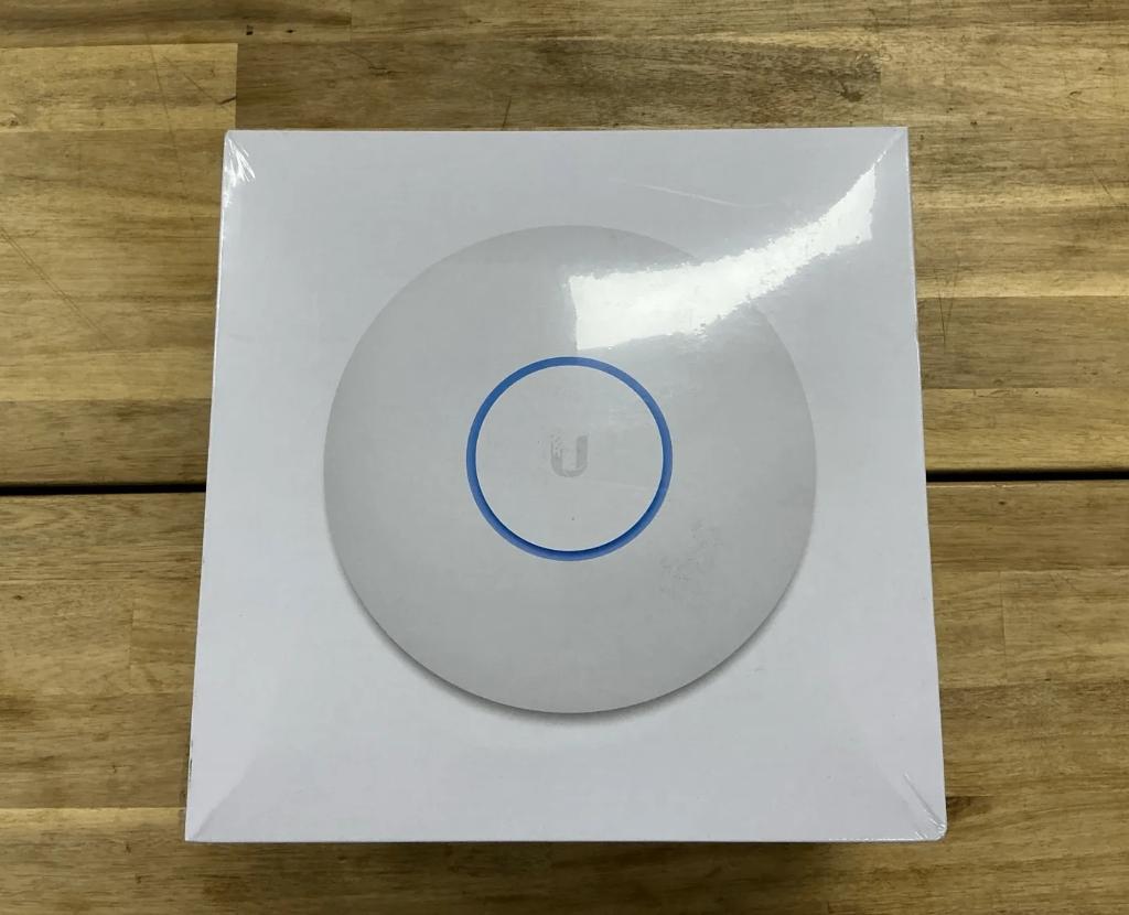Nouveau - Point d'accès WiFi UniFi UAP-AC-HD, Informatique & Logiciels, Points d'accès, Enlèvement ou Envoi, Neuf, Ubiquiti