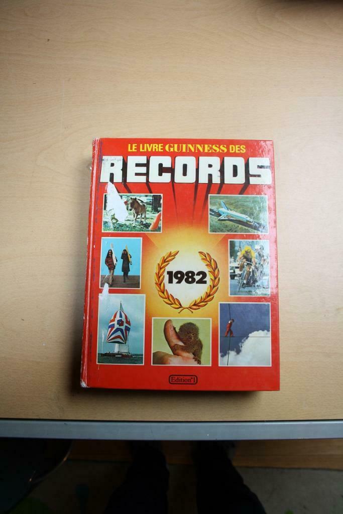 LIVRE GUINESS RECORDS 1982, Enlèvement ou Envoi, Utilisé, Autres sujets/thèmes