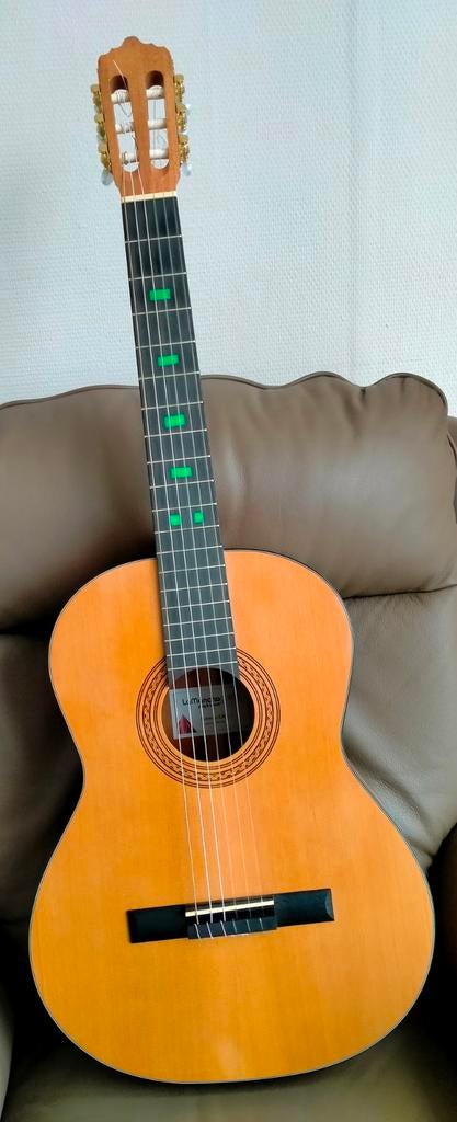 Klassieke gitaar., Ophalen