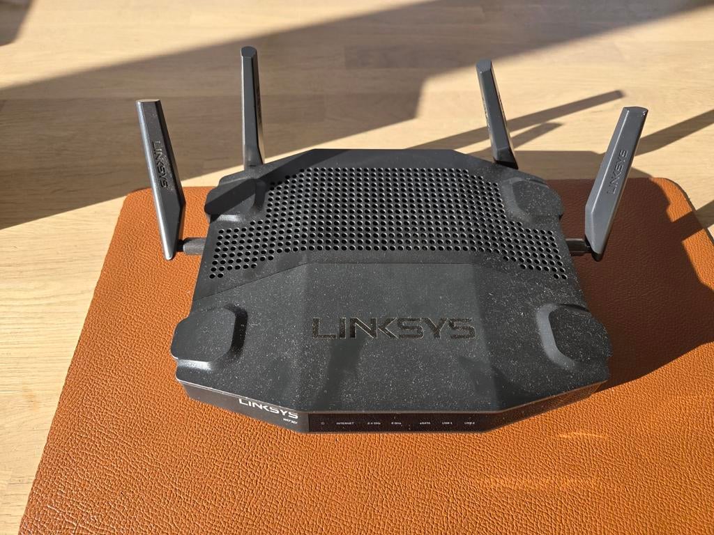 Linksys WRT32x gaming Router, Computers en Software, Ophalen