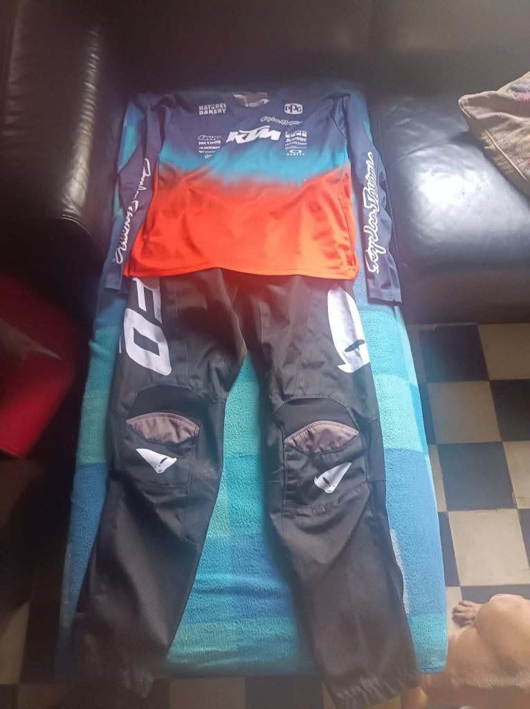 Motorcross kleding jeugd, Motos, Vêtements | Vêtements de moto, Vêtements de motocross, Enfants, Enlèvement ou Envoi