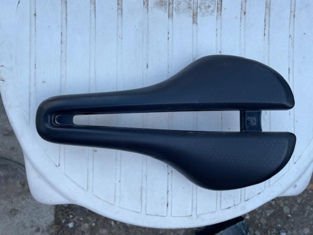 selle bontrager aelous, Vélos & Vélomoteurs, Enlèvement ou Envoi, Selle