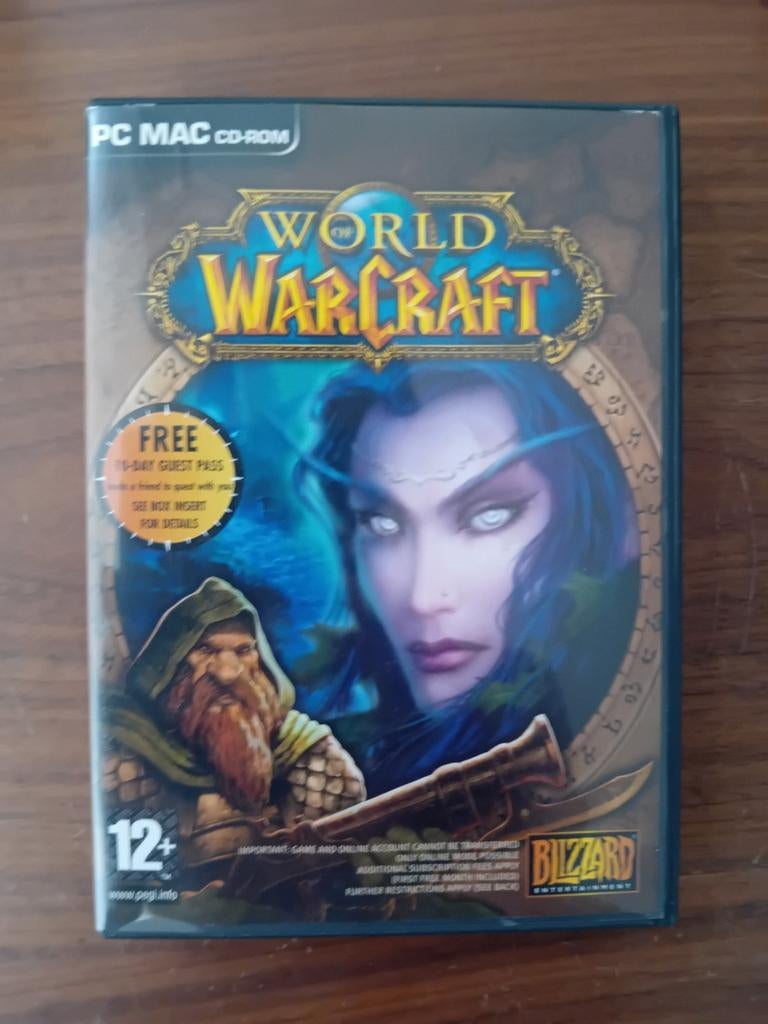 PC-CD-ROM World Of Warcraft 5-Disc Set, Games en Spelcomputers, Ophalen of Verzenden, Gebruikt