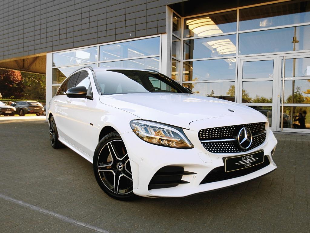 Mercedes C 300 de break *Hybride*AMG*NightP*Camera*CarPlay*, Auto's, Automaat, Achterwielaandrijving, 143 kW, Wit
