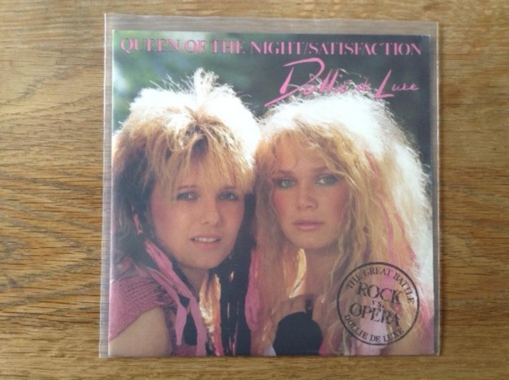 single dollie de luxe, Ophalen of Verzenden, 7 inch, Rock en Metal, Single