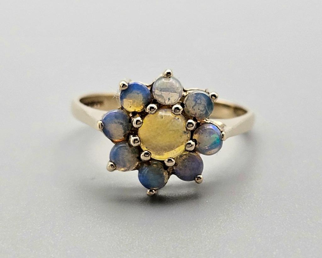 Bague vintage en or avec opale de pierre précieuse. 2024/79, Enlèvement ou Envoi, Or, Bague, Avec pierre précieuse