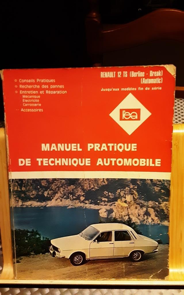 Renault 12 ts  l expert automobille, Boeken, Auto's | Boeken, Ophalen of Verzenden, Gelezen, Renault