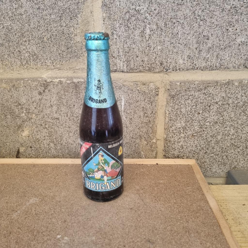 Bouteille de bière Brigand (modèle 2), Verzamelen, Biermerken, Ophalen of Verzenden, Gebruikt, Flesje(s), Overige merken