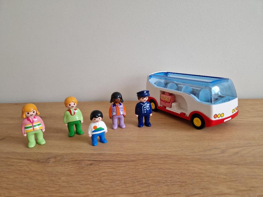 Playmobil 123 bus, Enlèvement