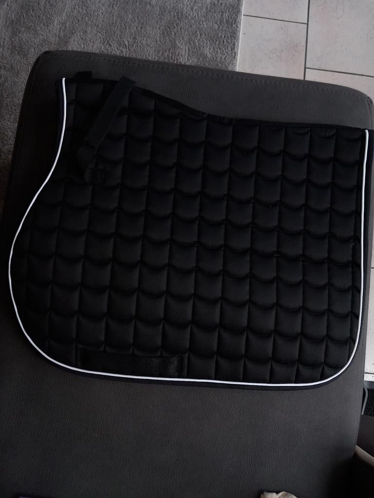Tapis de selle neuf Full, Enlèvement ou Envoi, Comme neuf