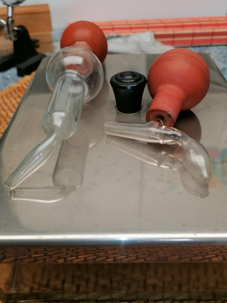Antieke irrigateur en aspirateur nasaal + bak met deksel !!!, Enlèvement ou Envoi
