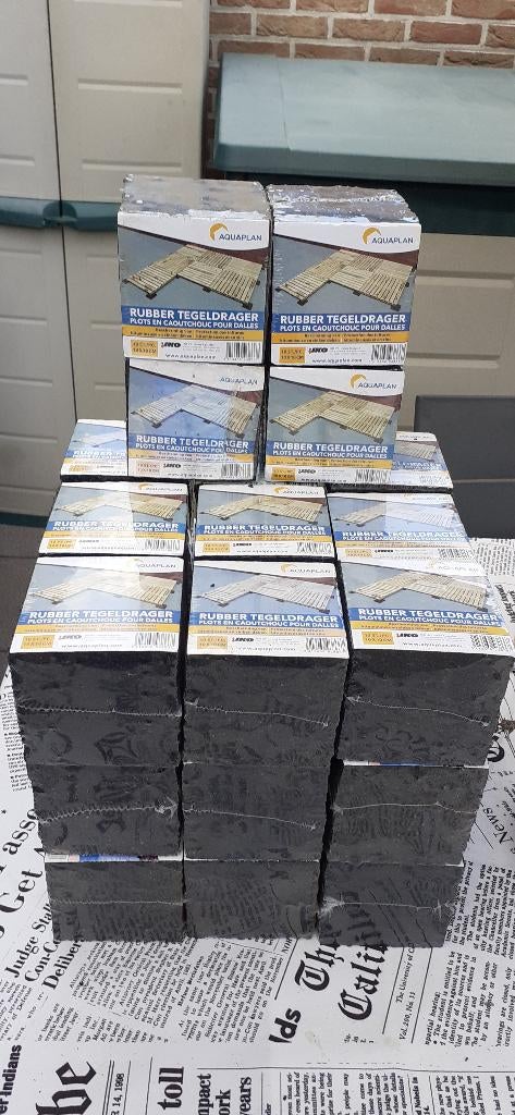 Rubber tegeldragers, Doe-het-zelf en Bouw, Ophalen, Nieuw